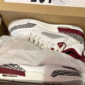 Jordan Spizike Low in White and Red